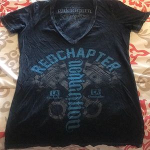 Redchapter v neck